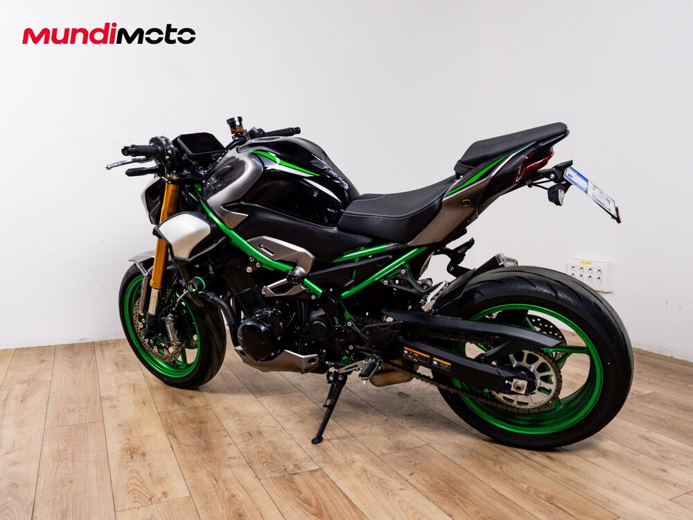 Kawasaki Z 900 SE (2025 - 26) (7)