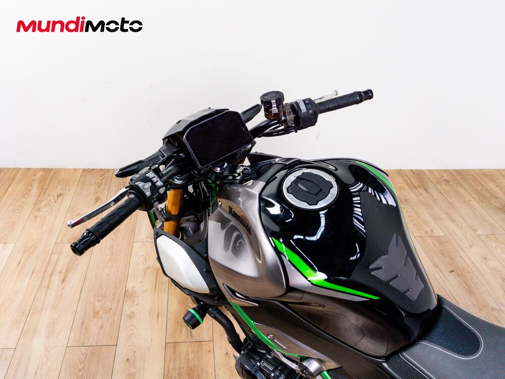 Kawasaki Z 900 SE (2025 - 26) (11)