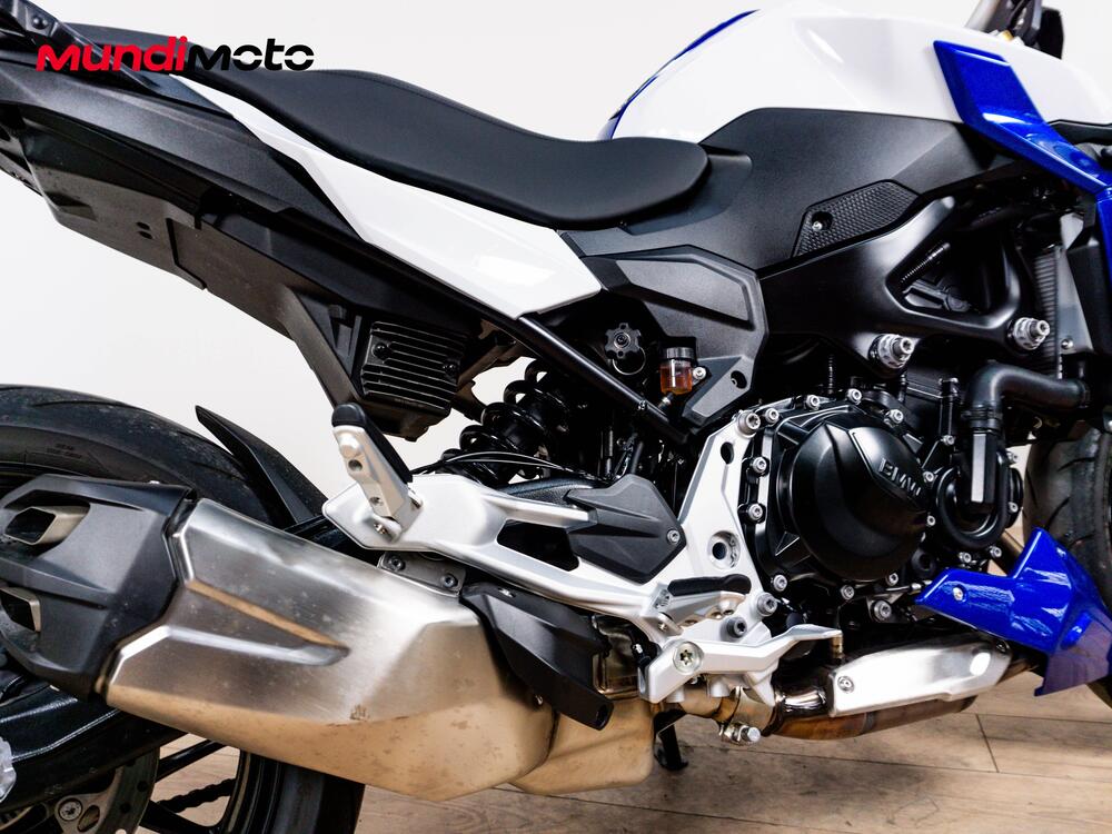 Bmw F 900 R (2021 - 24) (4)