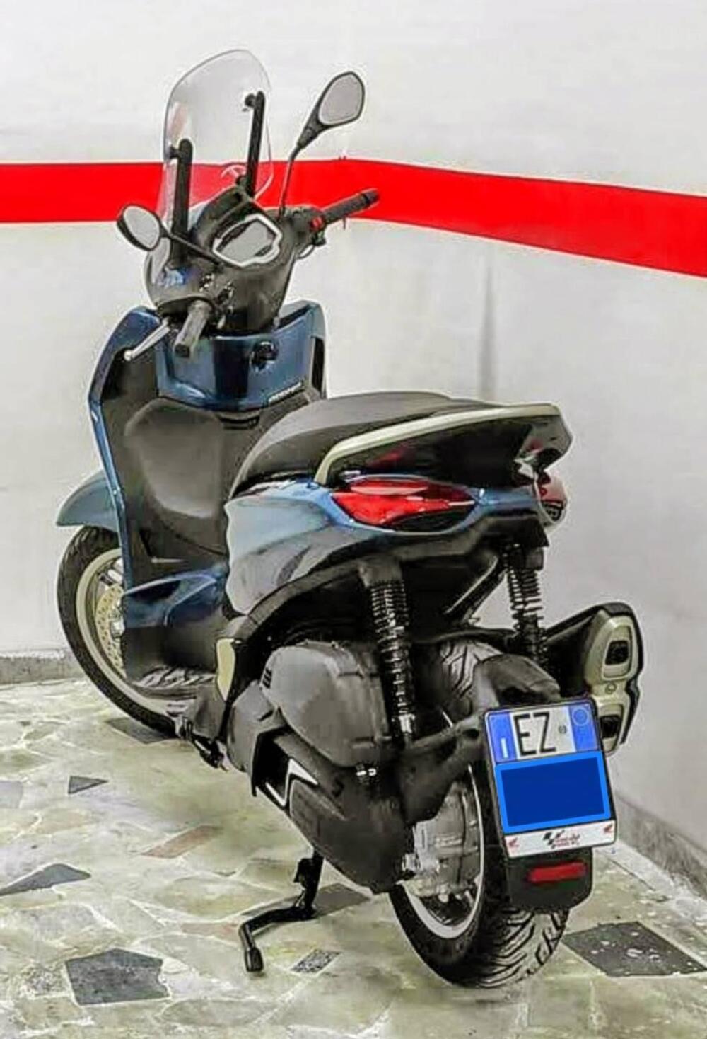 Piaggio Beverly 400 S ABS-ASR (2021 - 24) (4)