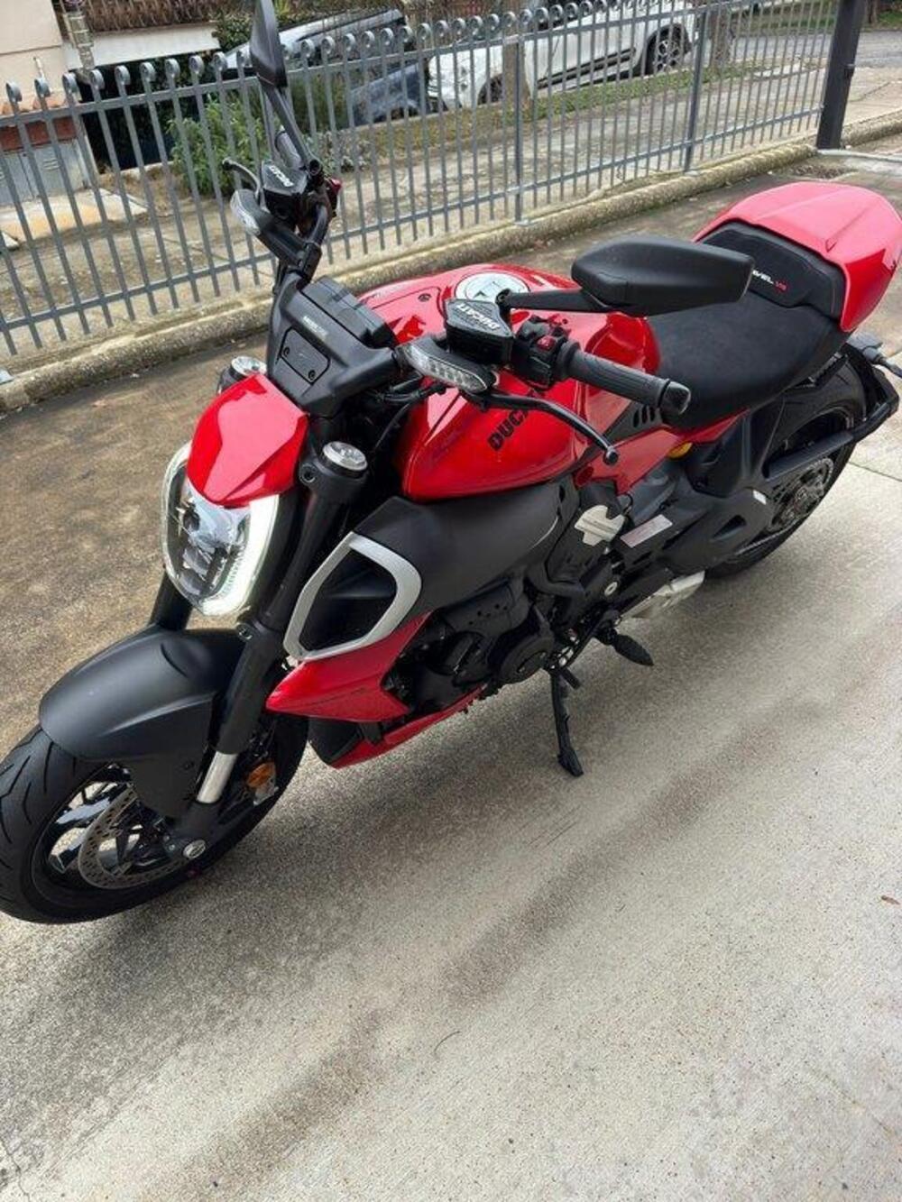 Ducati Diavel V4 (2023 - 26) (11)