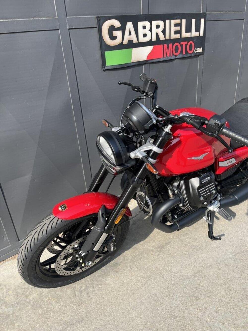 Moto Guzzi V7 Sport (2025 - 26) (2)