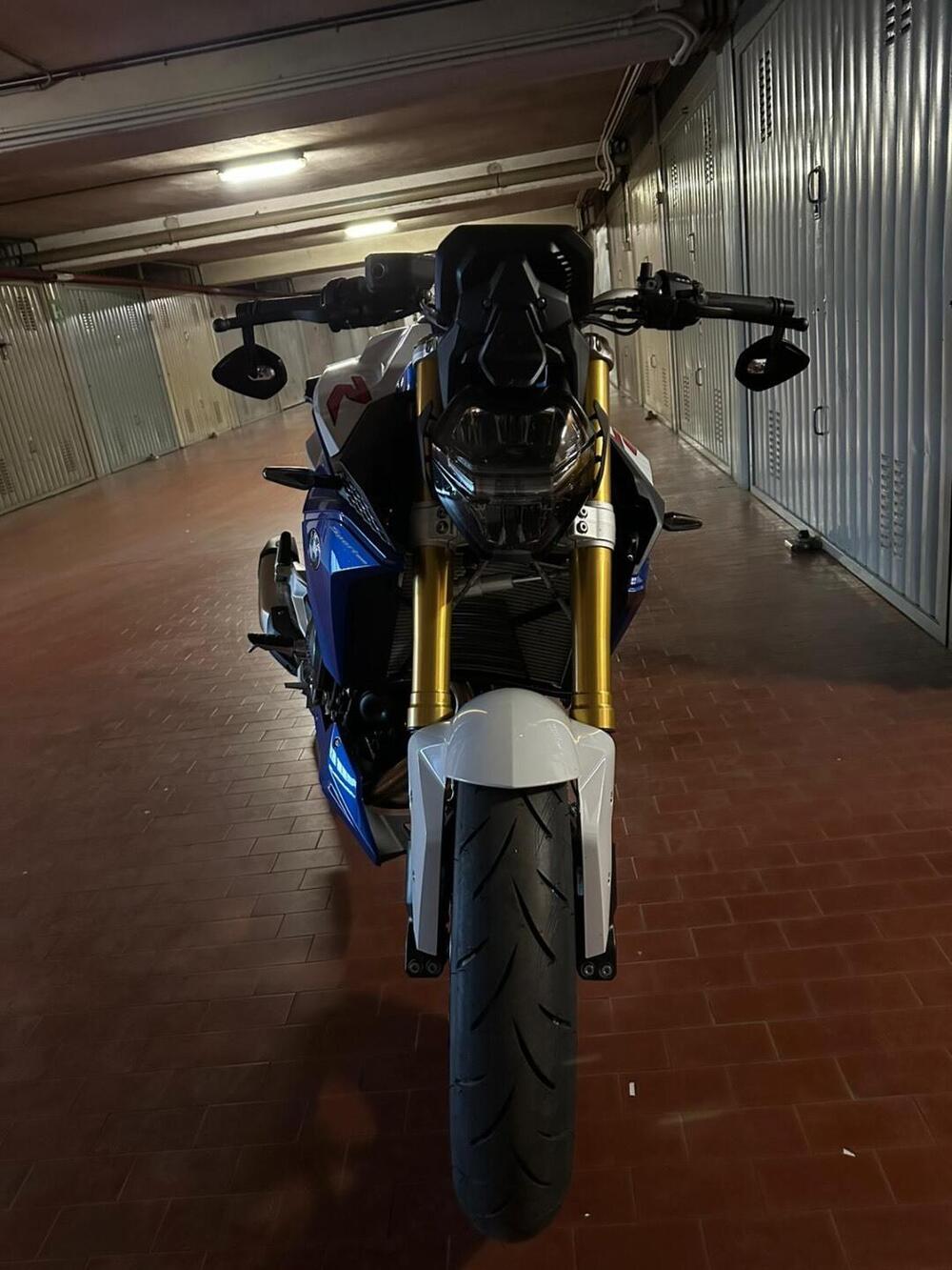 Bmw F 900 R (2021 - 24) (4)
