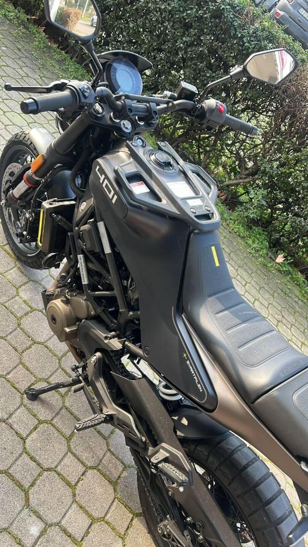 Husqvarna Svartpilen 401 (2021 - 23) (6)