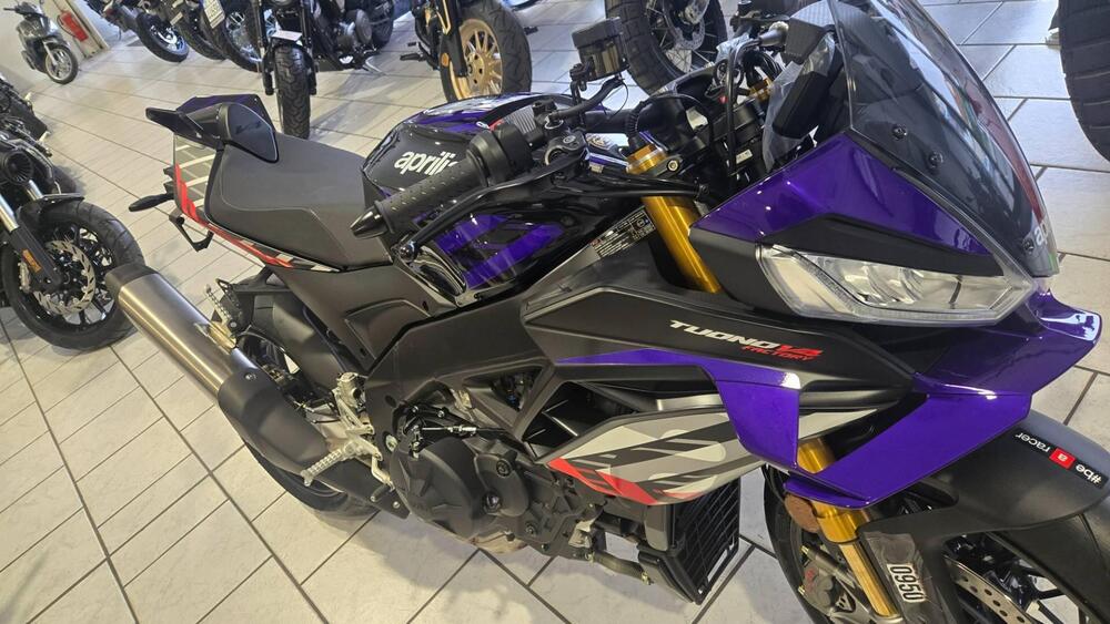 Aprilia Tuono V4 Factory (2025 - 26) (3)