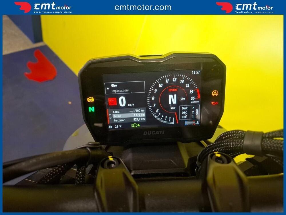 Ducati Streetfighter V4 S (2023 - 24) (12)