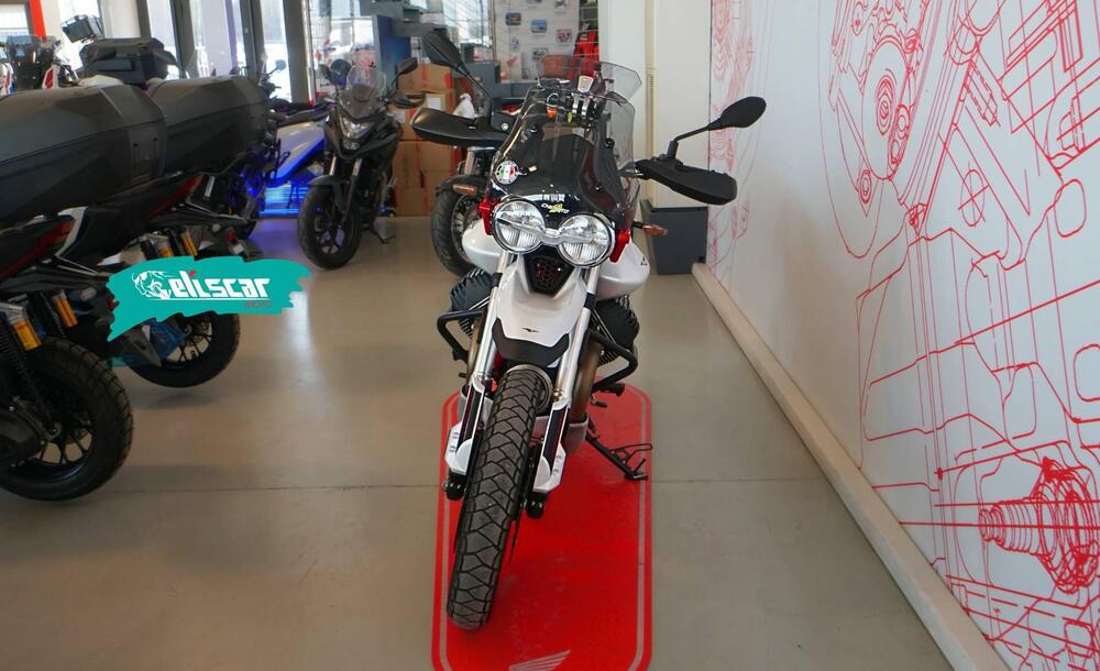 Moto Guzzi V85 TT (2024 - 26) (4)