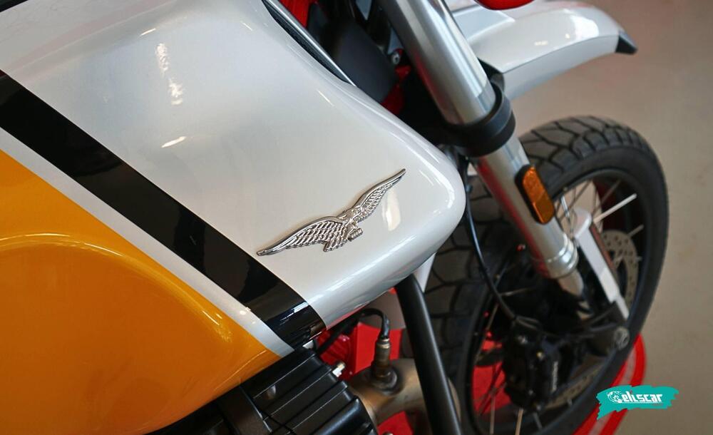 Moto Guzzi V85 TT (2024 - 26) (11)