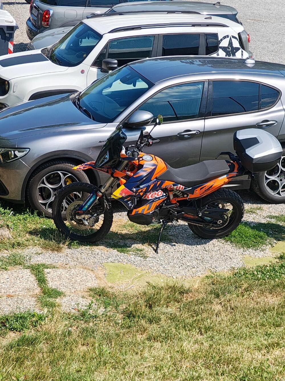 KTM 890 Adventure R (2022) (3)