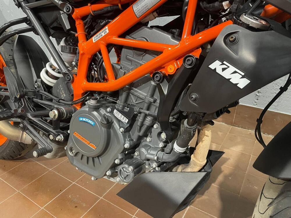 KTM 125 Duke (2021 - 23) (5)
