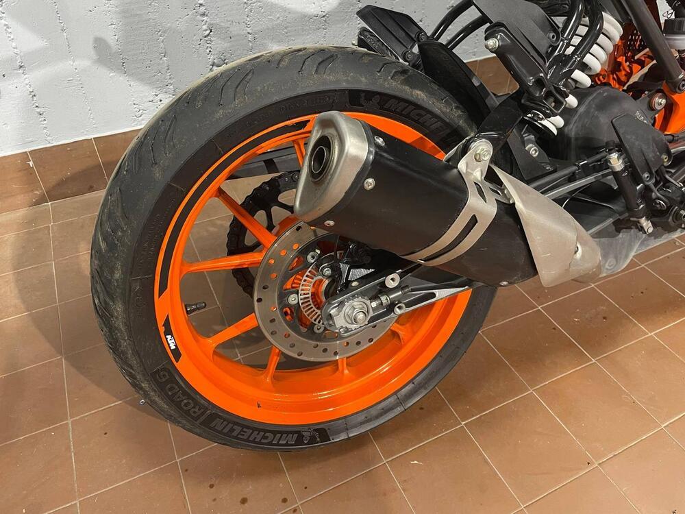 KTM 125 Duke (2021 - 23) (6)