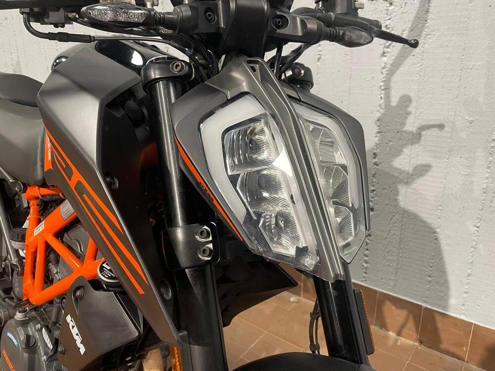 KTM 125 Duke (2021 - 23) (3)