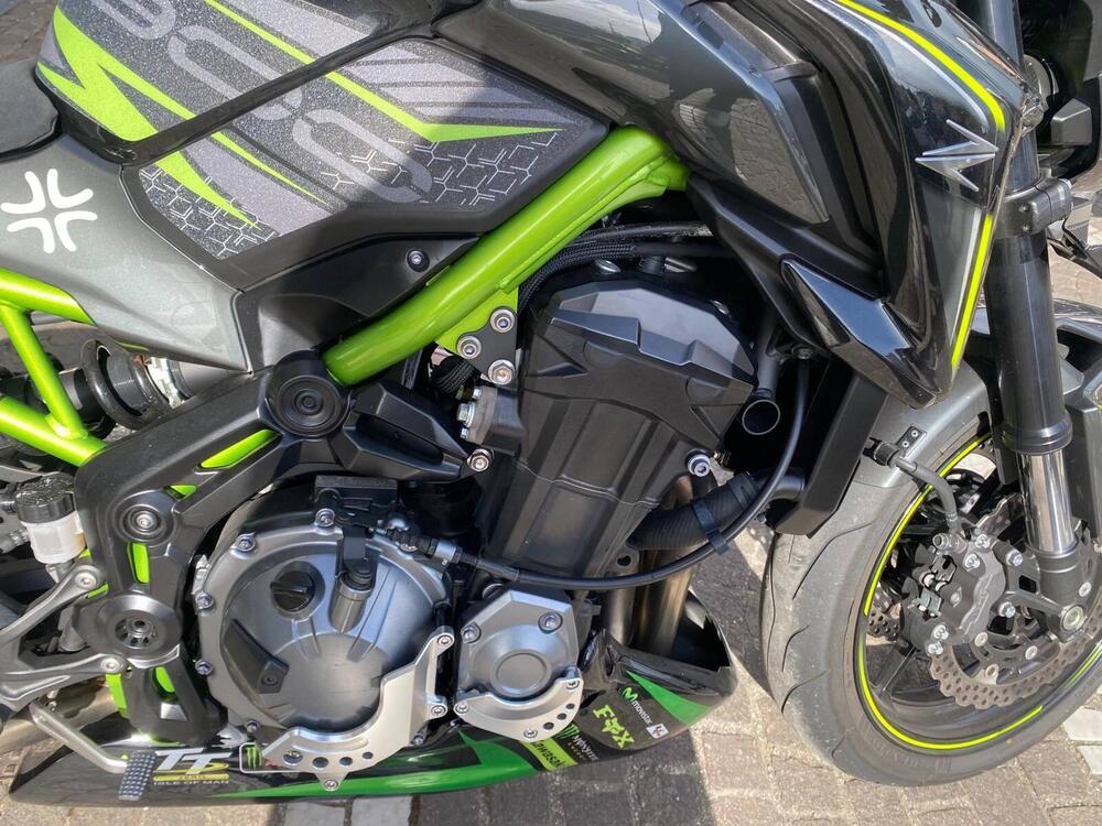 Kawasaki Z 900 (2017 - 18) (6)