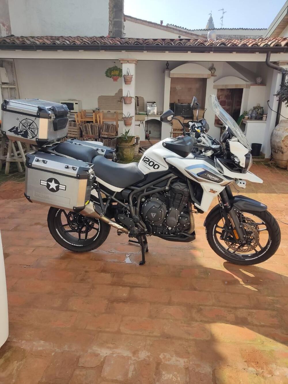 Triumph Tiger 1200 XRt (2018 - 20) (2)