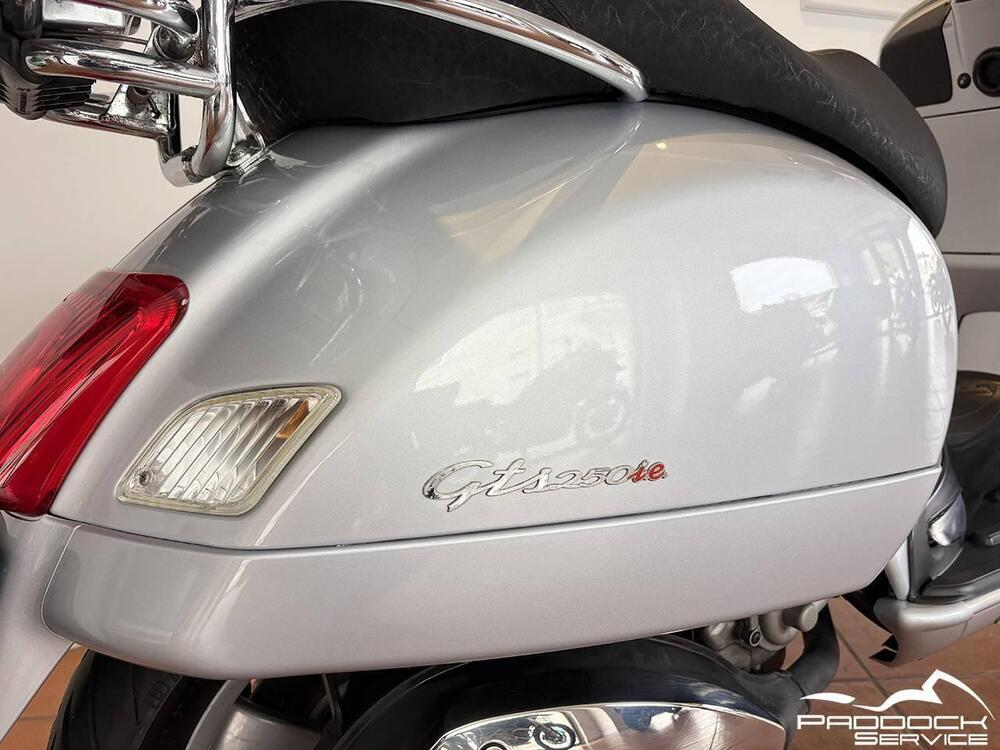 Vespa GTS 250 i.e. (11)