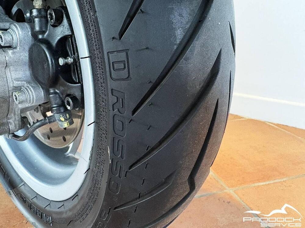 Vespa GTS 250 i.e. (13)