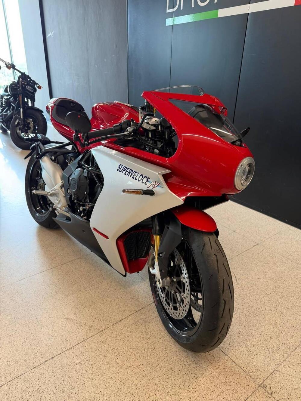 MV Agusta Superveloce 800 (2021 - 25) (3)