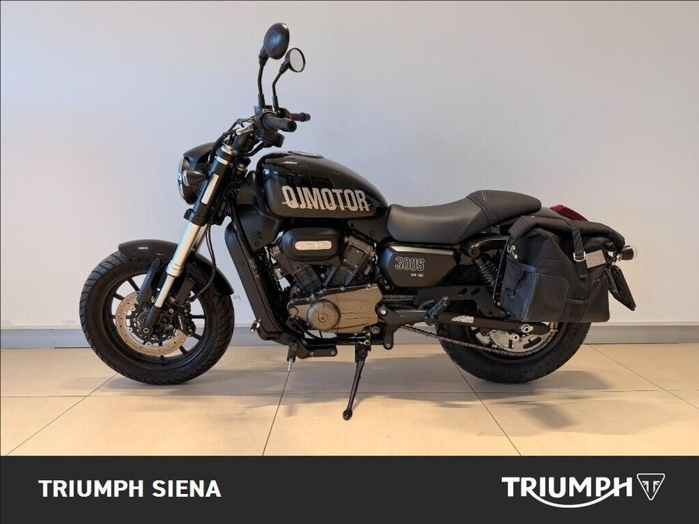 QJ Motor SRV 300 (2023 - 25) (3)