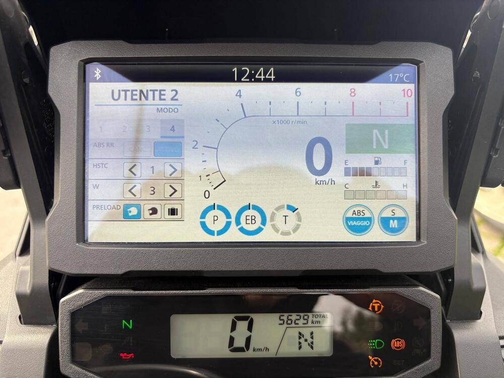 Honda Africa Twin CRF 1100L ES (2024 - 26) (8)