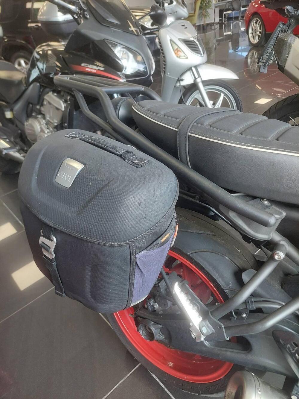 Yamaha XSR 700 ABS (2016 - 20) (7)