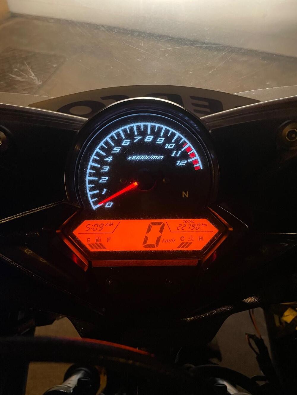 Honda CBR 125 R (2007 - 17) (2)