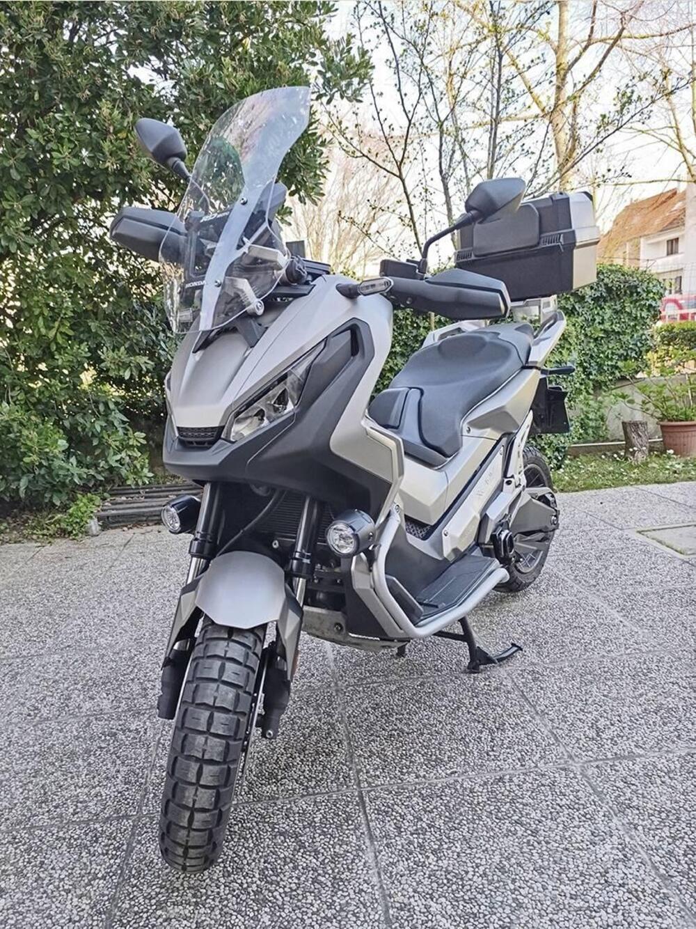 Honda X-ADV 750 Travel Edition (2018 - 20) (2)