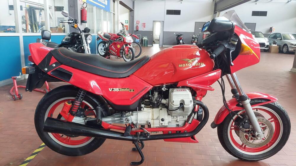 Moto Guzzi V 35 II Imola (4)