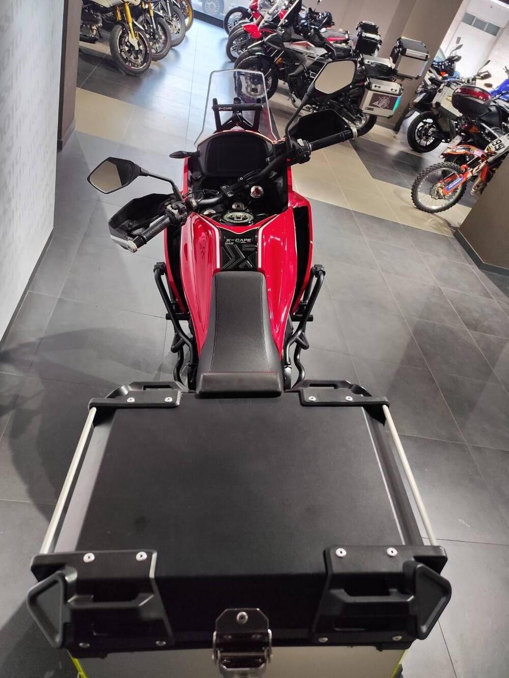 Moto Morini X-Cape 650 (2021 - 26) (7)