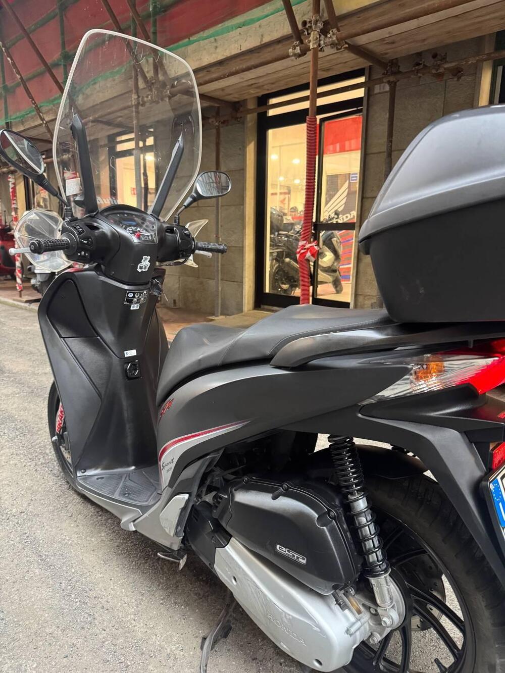 Honda SH 150i ABS (2013 - 16) (3)