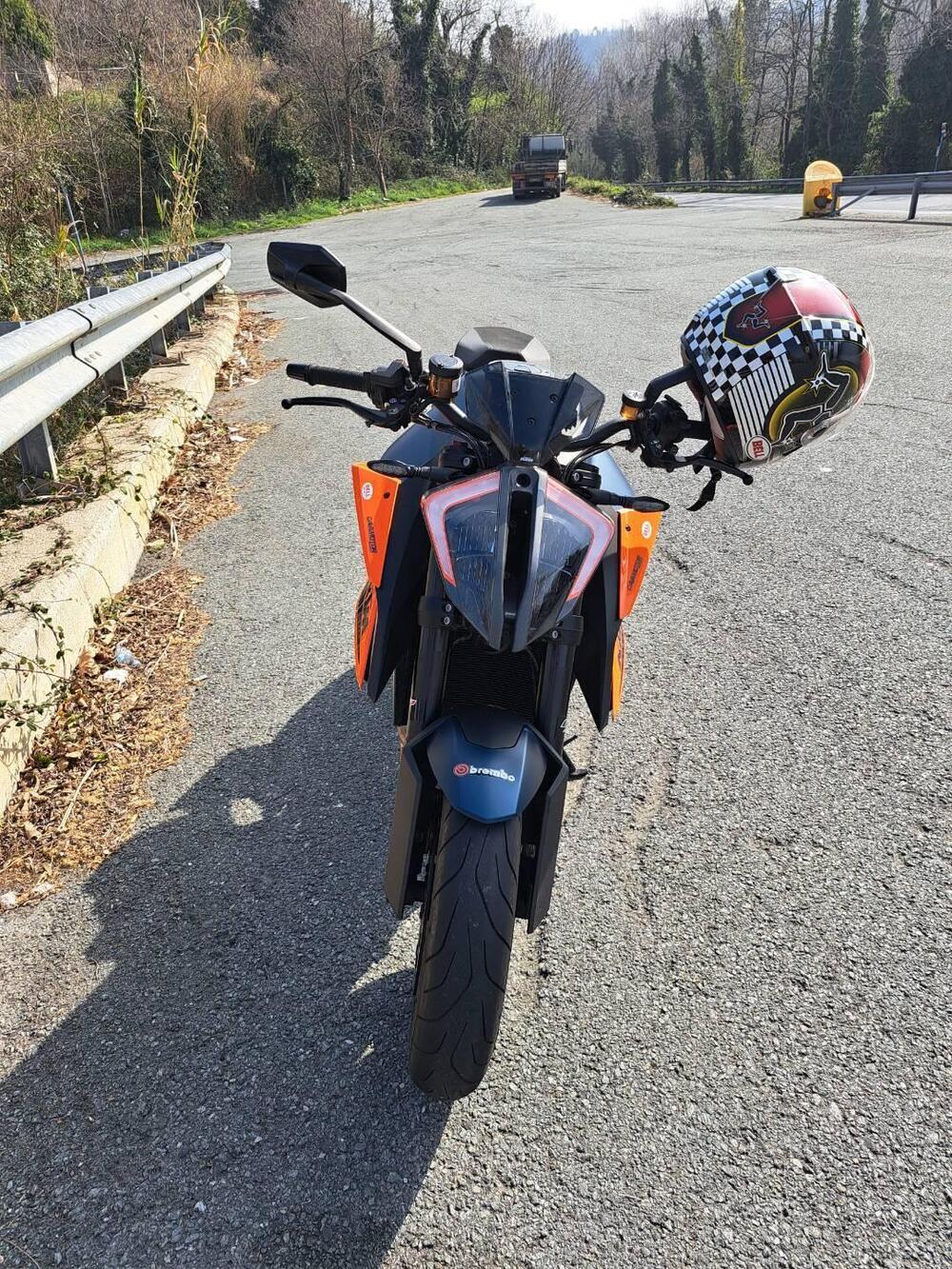 KTM 1290 Super Duke R (2021)