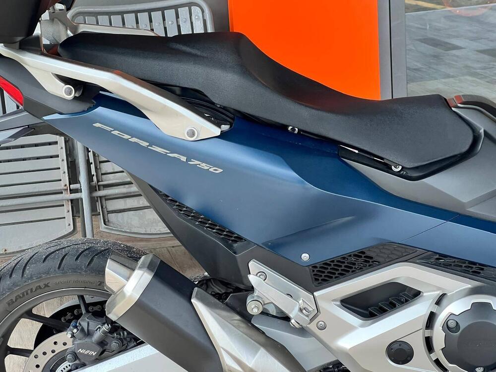 Honda Forza 750 DCT (2021 - 24) (2)