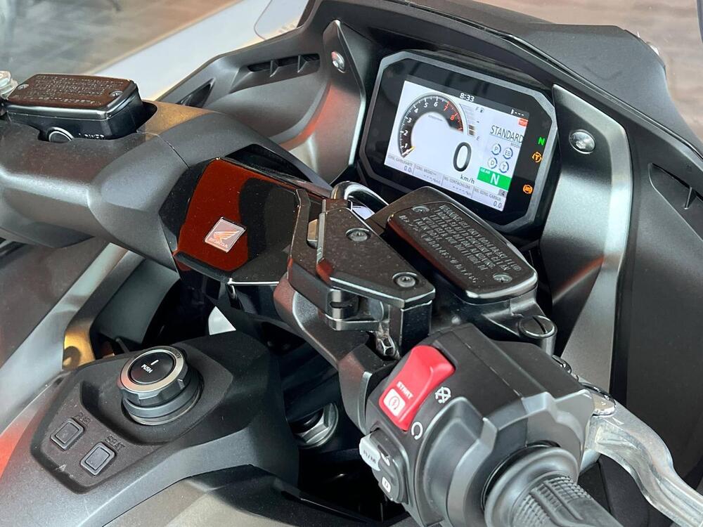 Honda Forza 750 DCT (2021 - 24) (7)