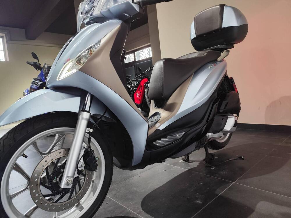 Piaggio Medley 150 ABS (2021 - 25) (4)