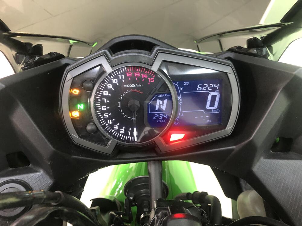 Kawasaki Ninja 400 (2023) (4)