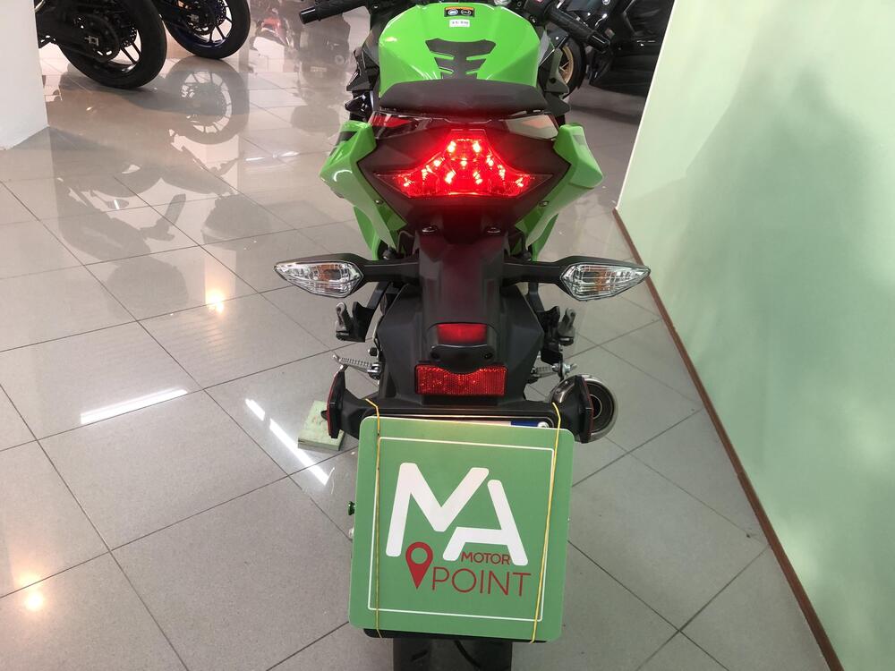 Kawasaki Ninja 400 (2023) (9)