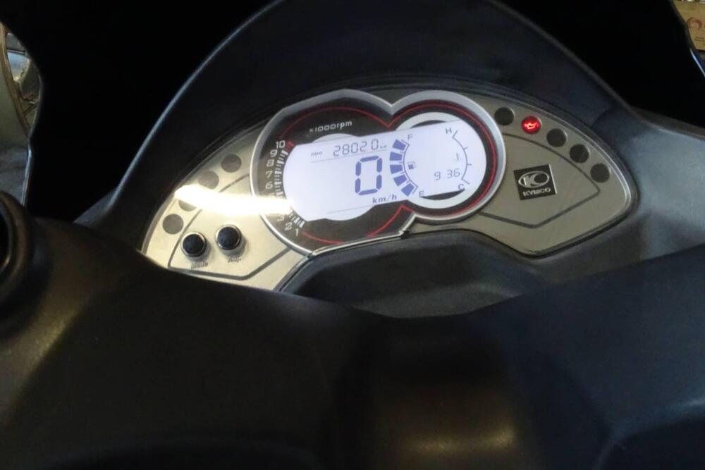 Kymco K-Xct 300i (2012 - 17) (4)