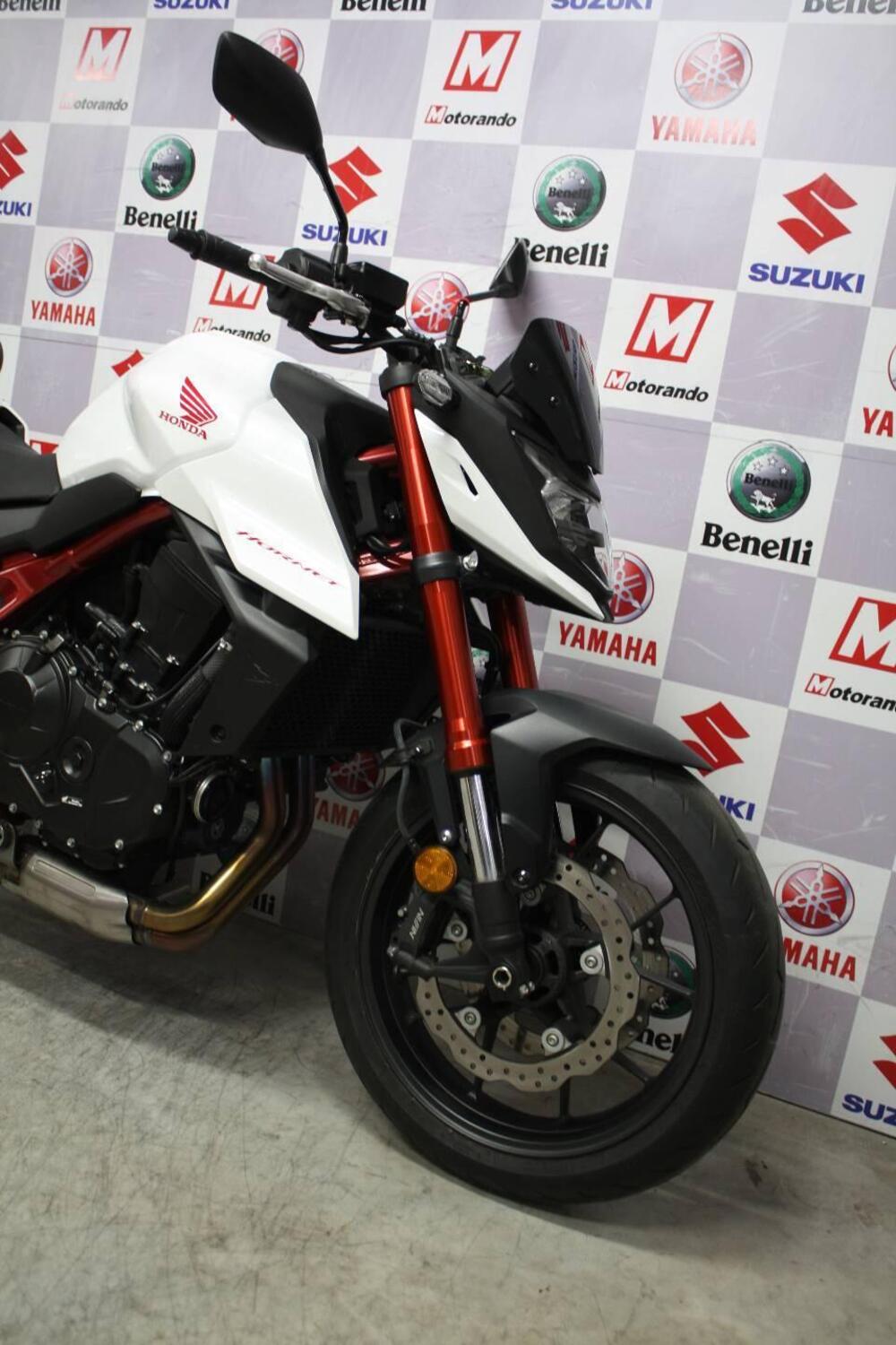 Honda CB 750 Hornet (2023 - 24) (3)