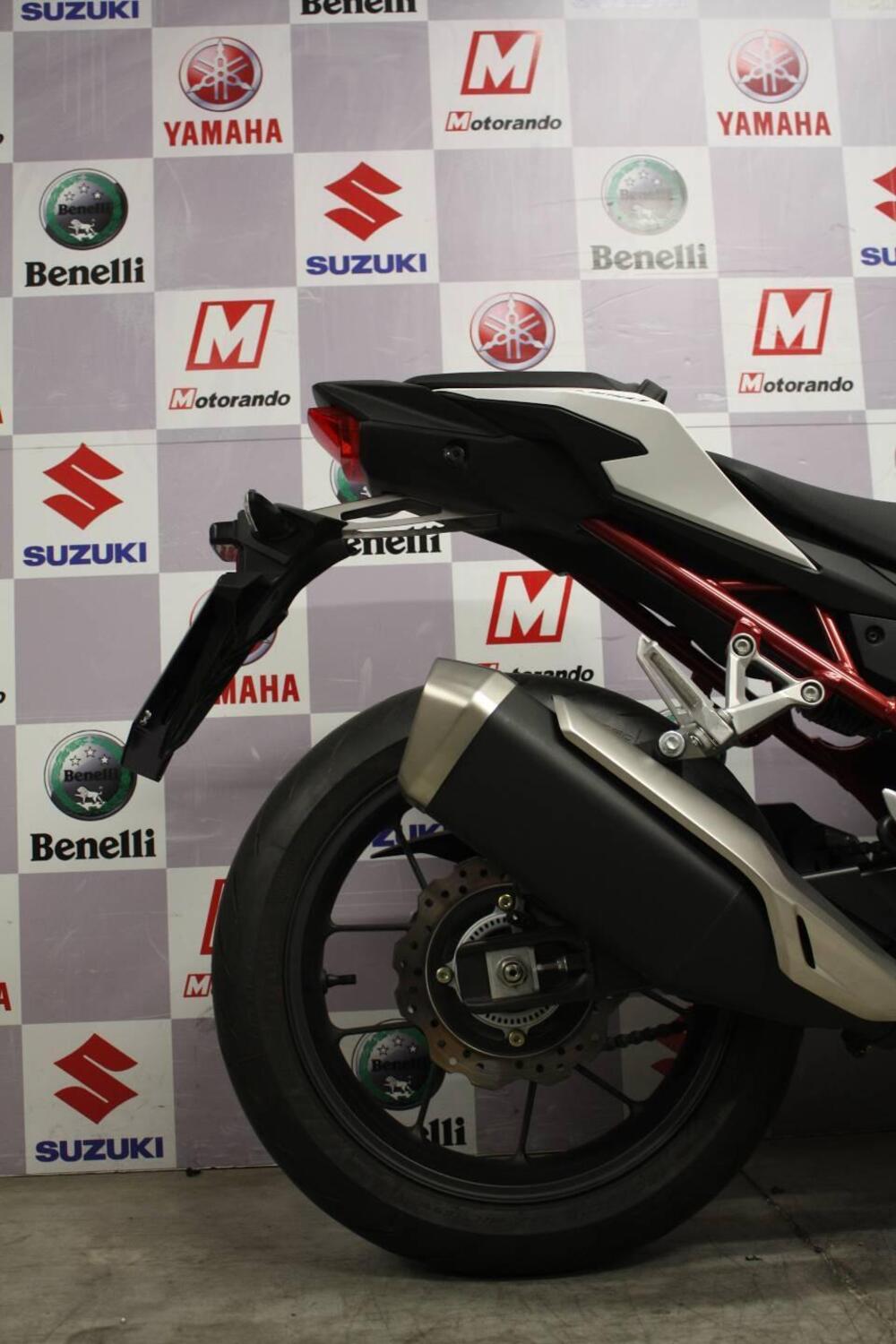 Honda CB 750 Hornet (2023 - 24) (4)