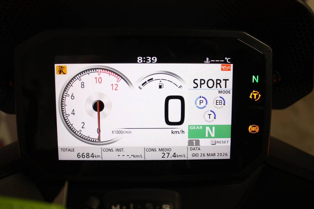 Honda CB 750 Hornet (2023 - 24) (2)