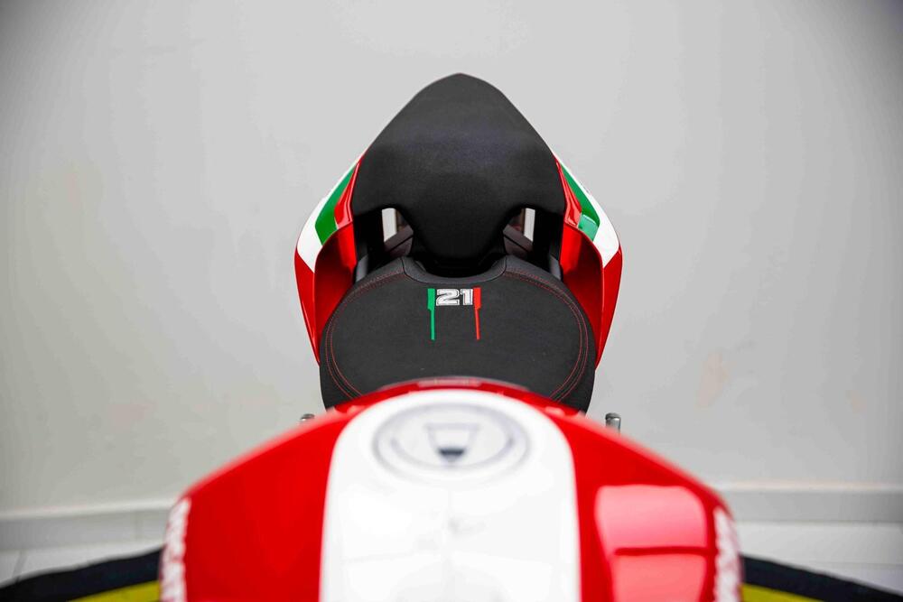 Ducati Panigale V2 Bayliss 1st Championship 20th Anniversary (2021 - 24) (19)