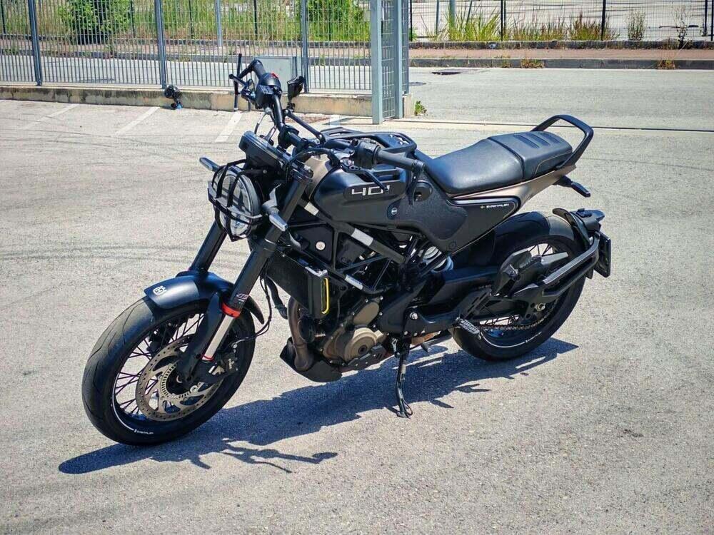 Husqvarna Svartpilen 401 (2021 - 23) (2)