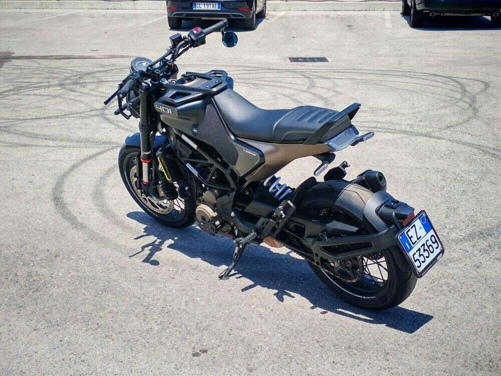 Husqvarna Svartpilen 401 (2021 - 23) (3)