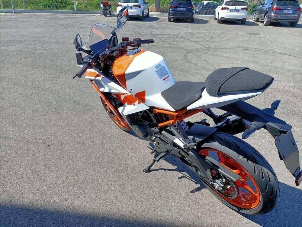 KTM RC 125 (2022 - 26) (4)