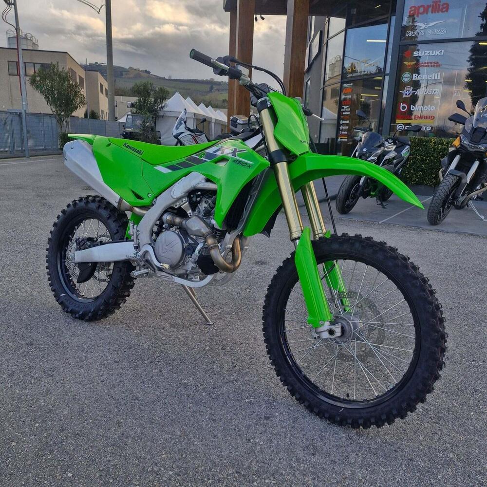 Kawasaki KX 450 (2025) (4)