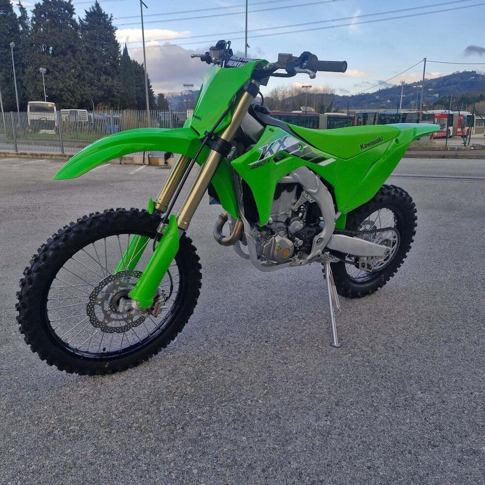 Kawasaki KX 450 (2025) (7)