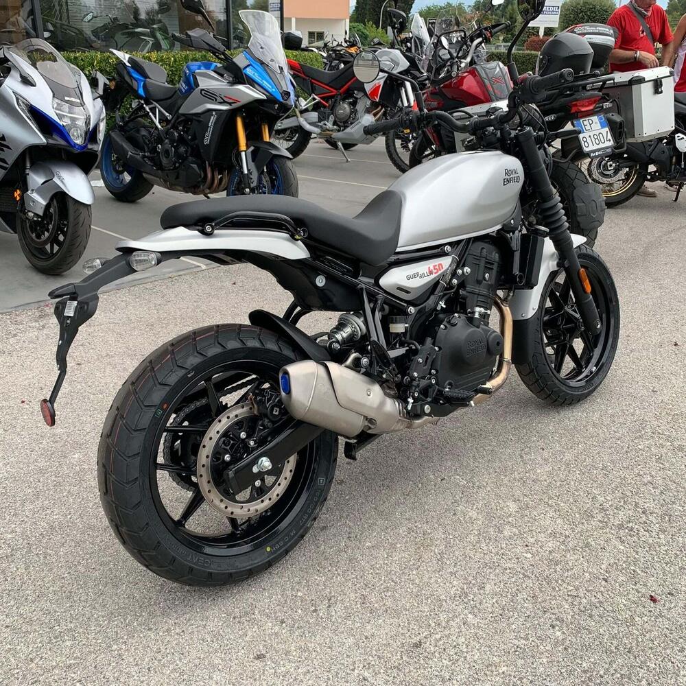 Royal Enfield Guerrilla 450 (2024 - 26) (6)