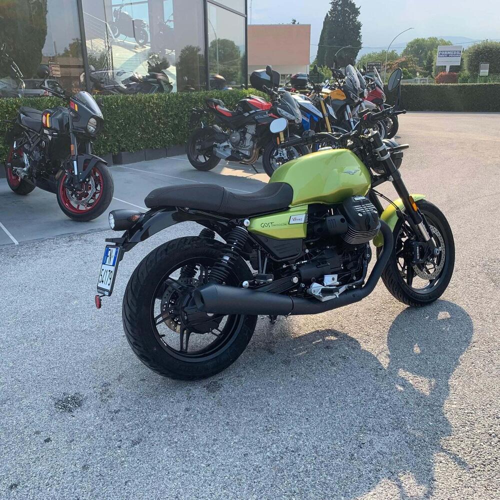Moto Guzzi V7 Sport (2025 - 26) (6)