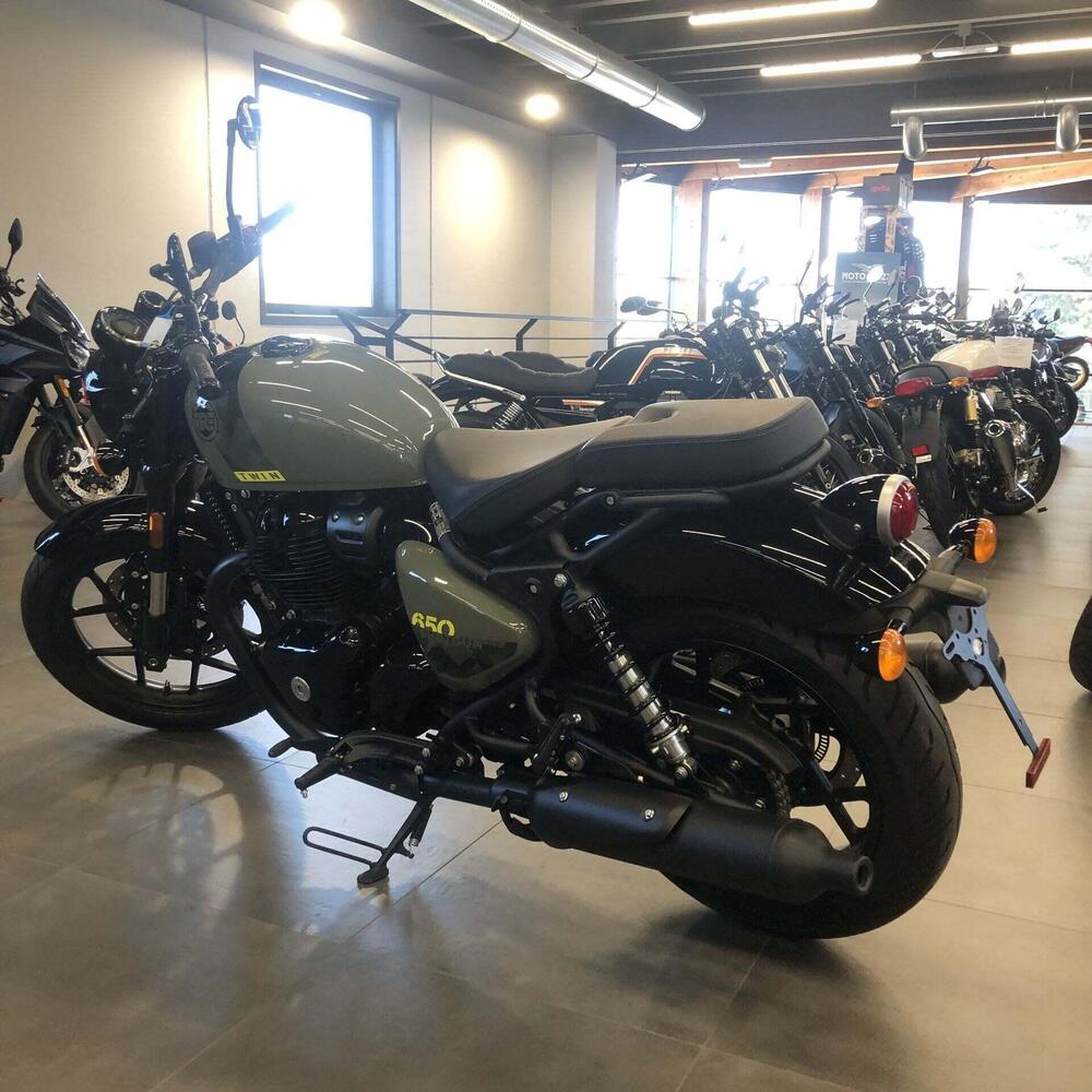 Royal Enfield Shotgun 650 (2024 - 26) (4)