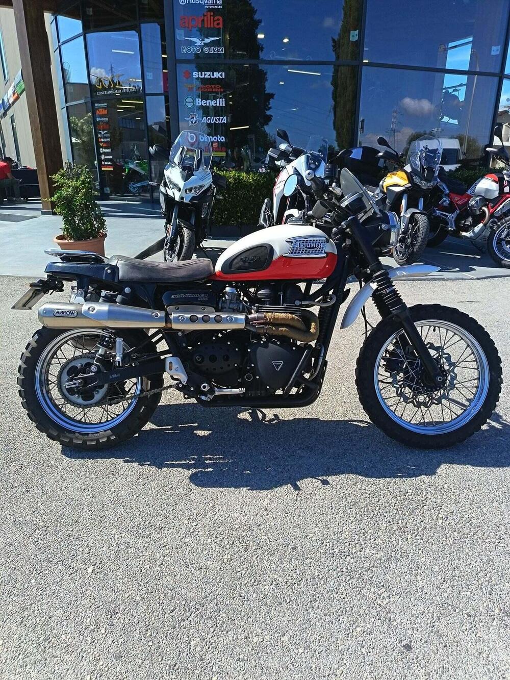 Triumph Scrambler (2006 - 17) (3)