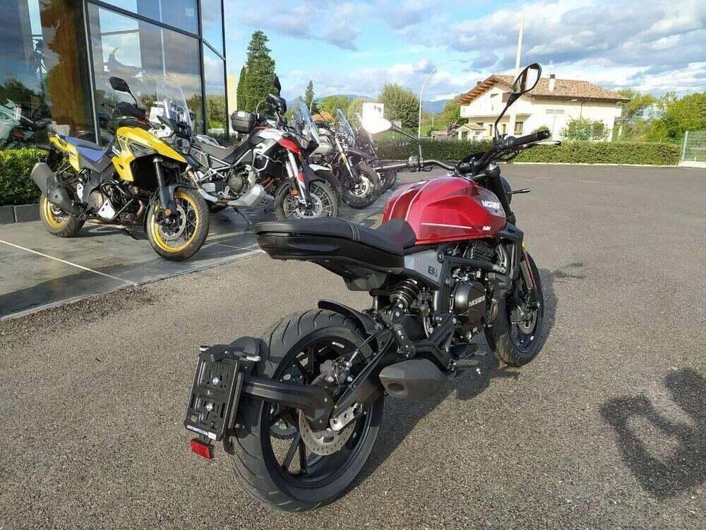 Moto Morini SEIEMMEZZO STR (2022 - 26) (4)